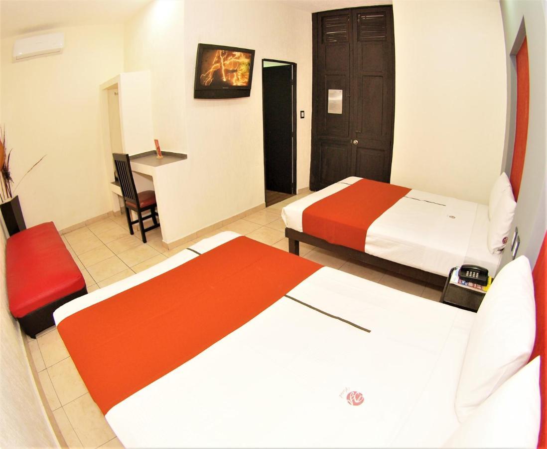 גואדלחארה Hotel Jorge Alejandro מראה חיצוני תמונה