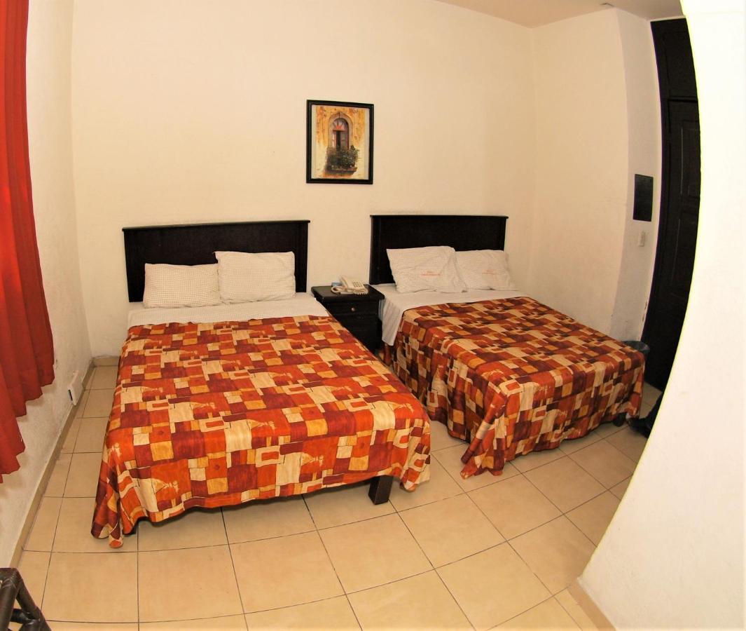 גואדלחארה Hotel Jorge Alejandro מראה חיצוני תמונה