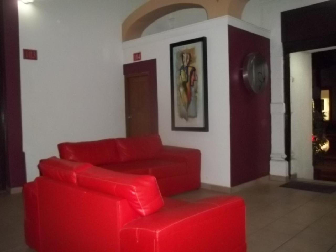 גואדלחארה Hotel Jorge Alejandro מראה חיצוני תמונה